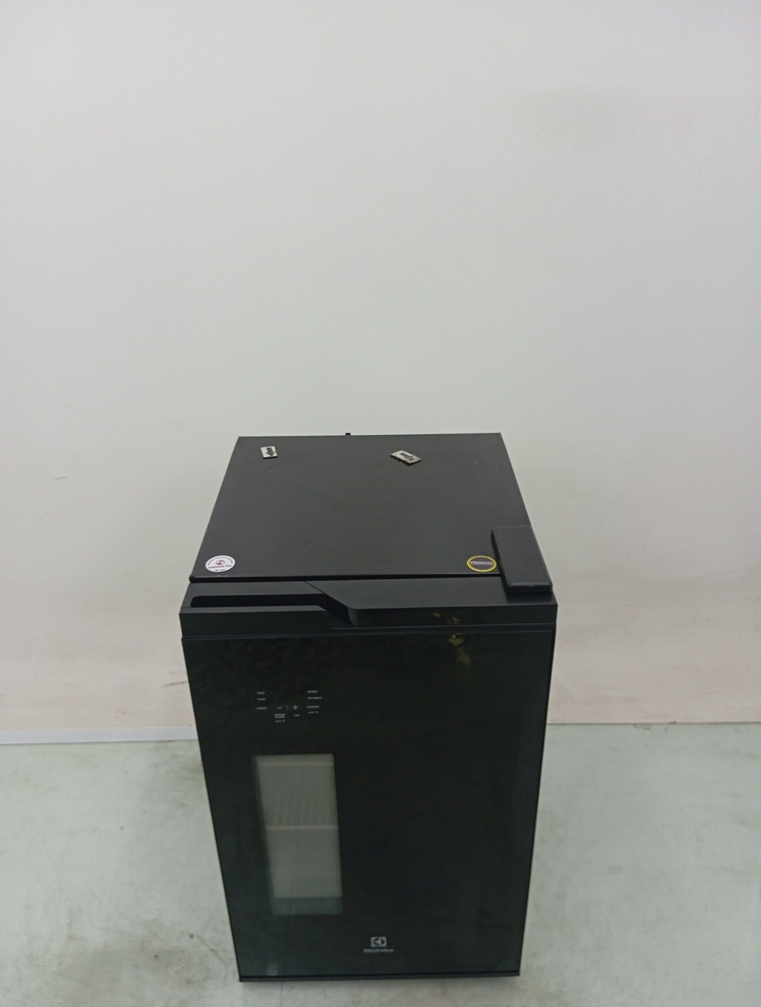 CERVEJEIRA ELECTROLUX EB100 HOME BAR FROST F