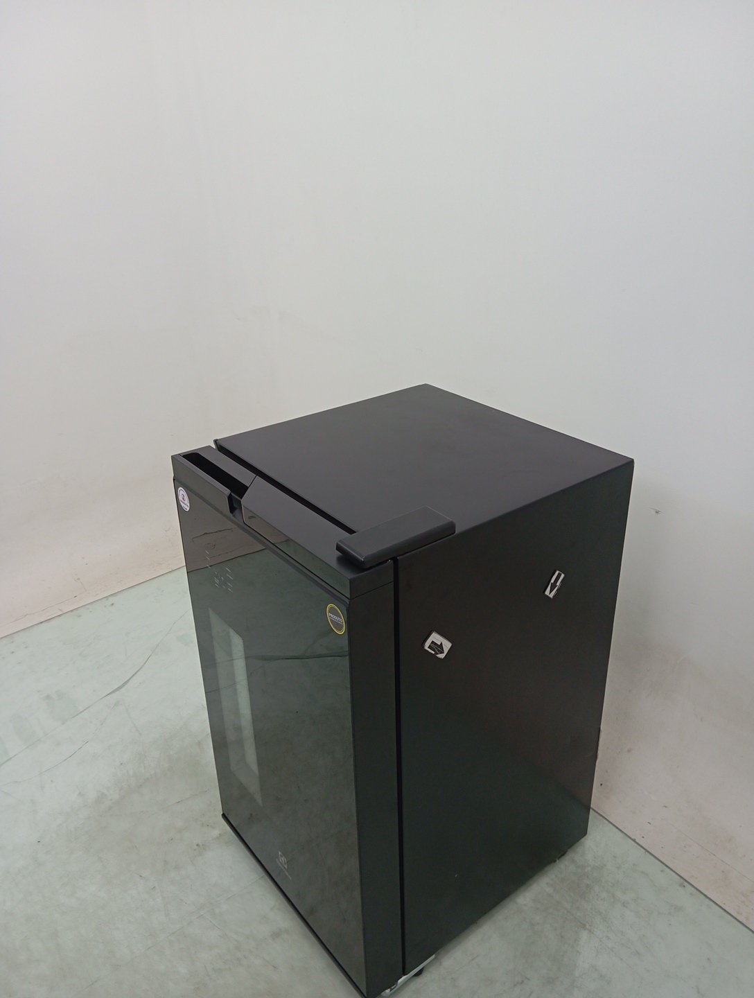 CERVEJEIRA ELECTROLUX EB10C HOME BAR FROST F
