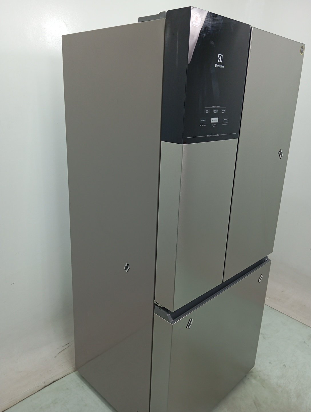 GELADEIRA ELECTROLUX IM8S FROST FREE INVERTE