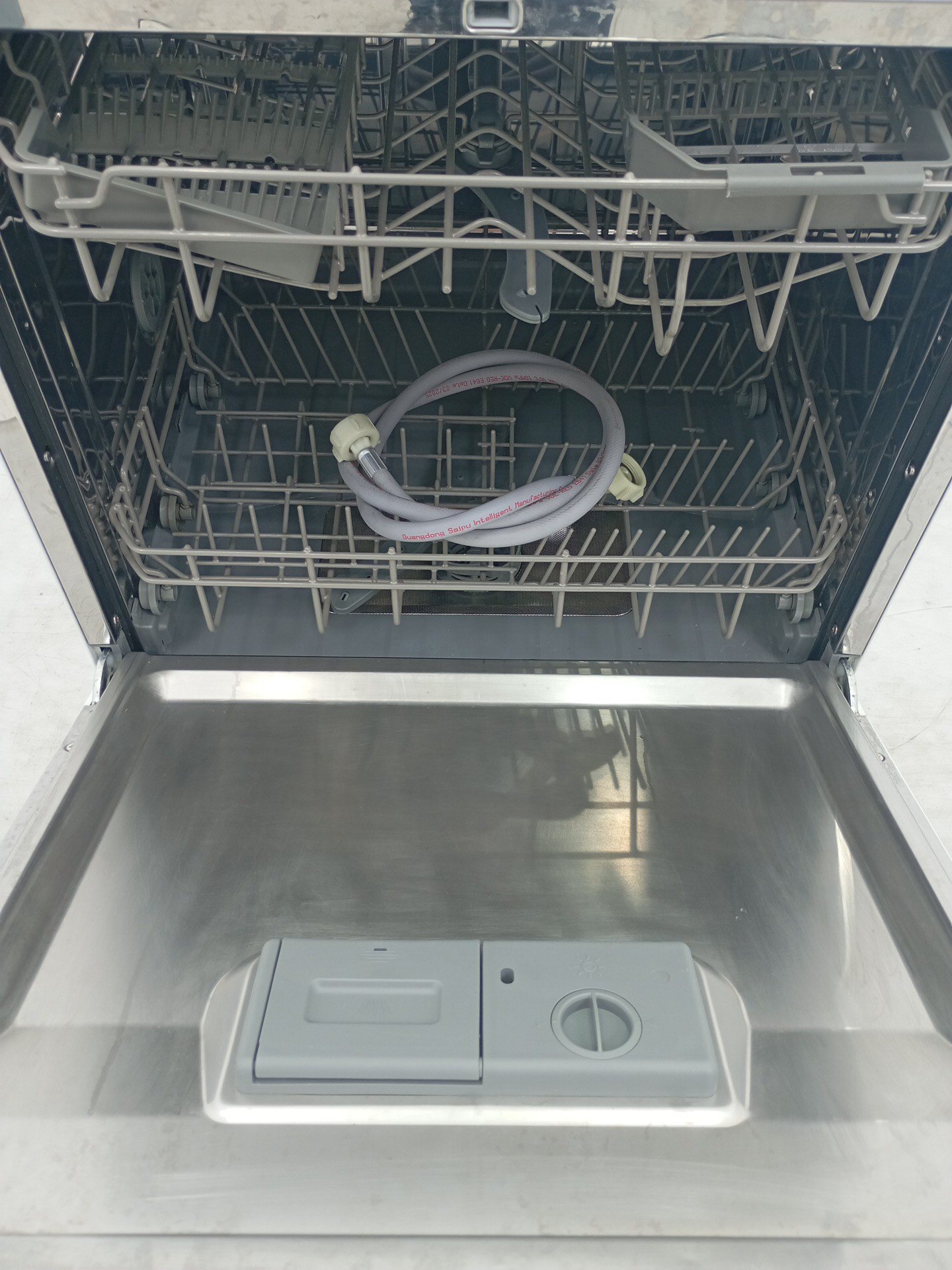 LAVA LOUCAS ELECTROLUX LB08E 8 SERVICOS - BR