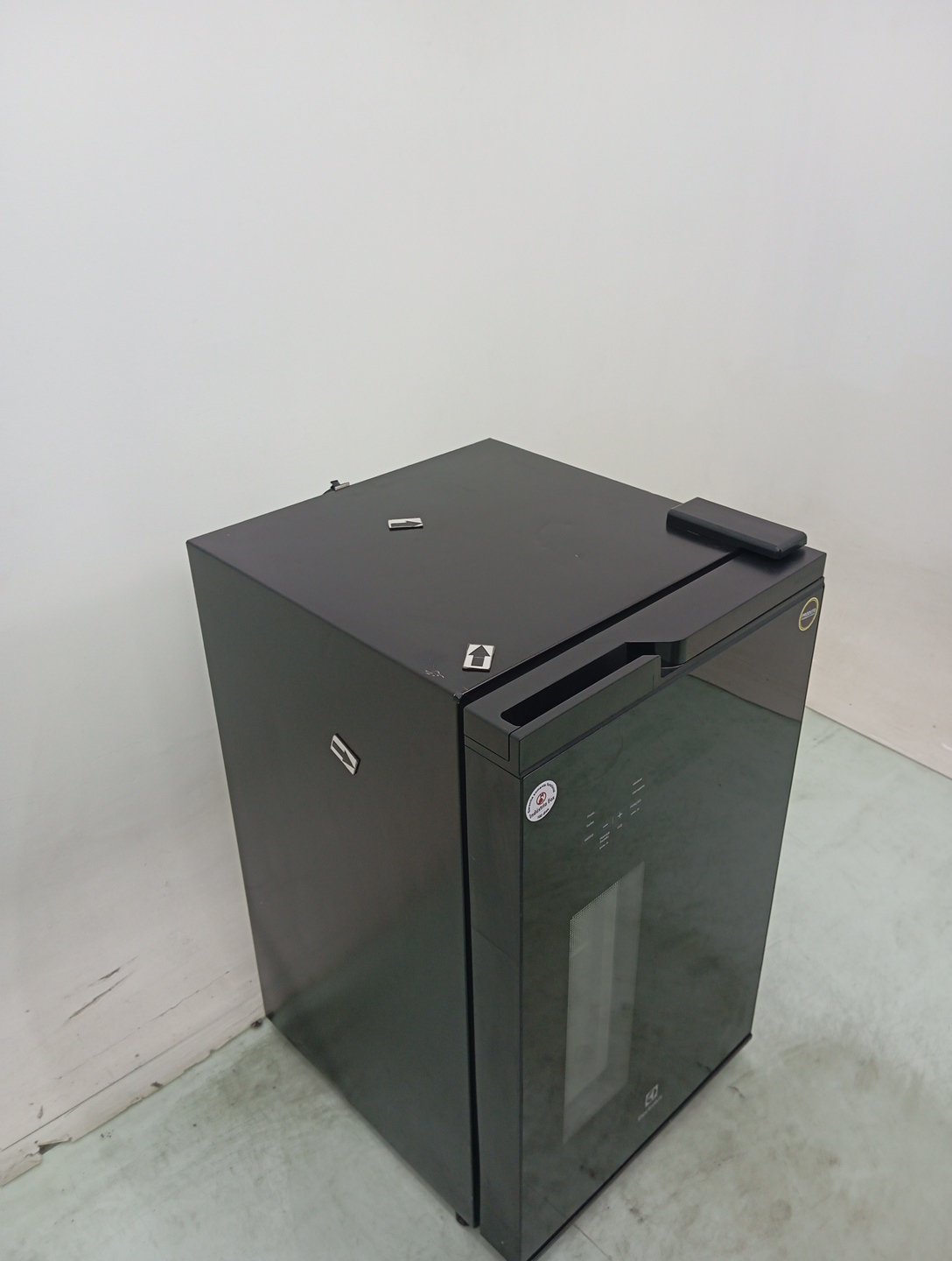 CERVEJEIRA ELECTROLUX EB100 HOME BAR FROST F