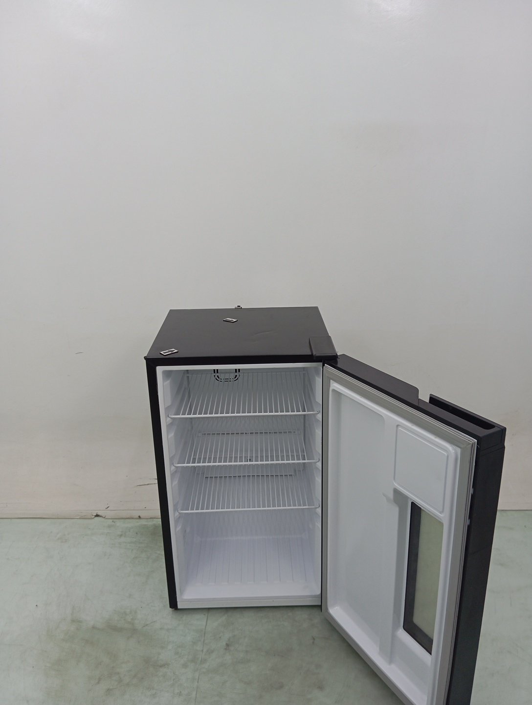 CERVEJEIRA ELECTROLUX EB100 HOME BAR FROST F