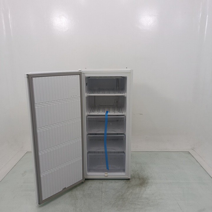 FREEZER VERTICAL ELECTROLUX BRANCO